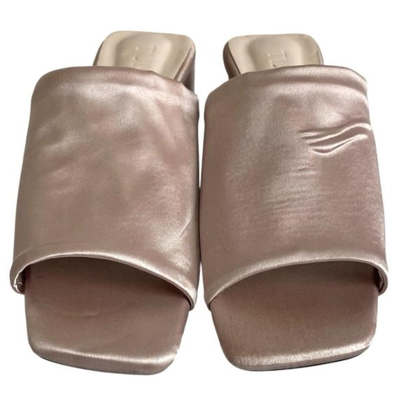 TIJN Katrin Women’s Mule Shoes Dusty Pink Satin Low Heel Slides Size 9 - Picture 2 of 6